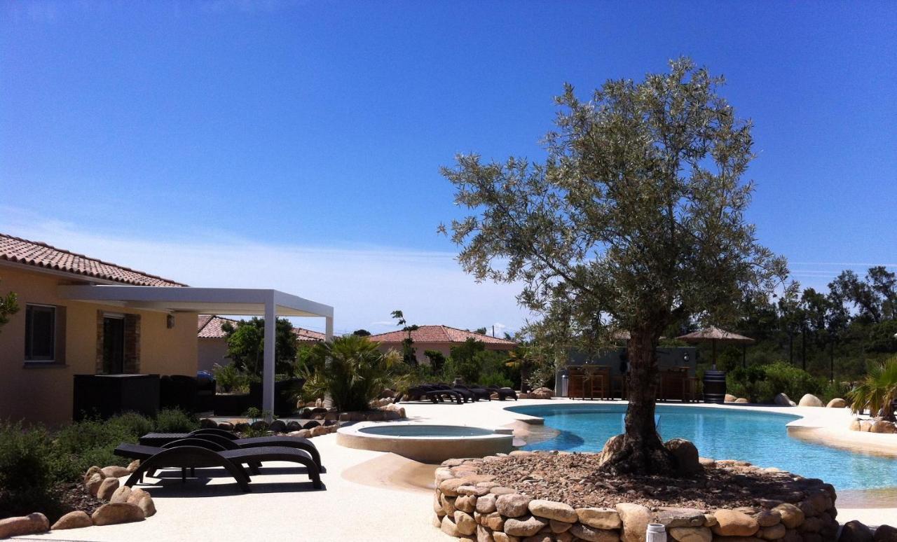 פורטו-וישיו L'Hacienda Piscine Chauffee A 28, Spa, Boulodrome Et Court De Tennis Prives, 2 Villas Independantes מראה חיצוני תמונה